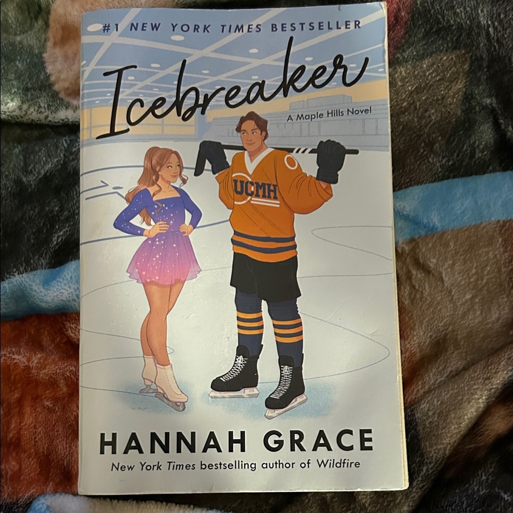 Icebreaker by Hannah Grace Book